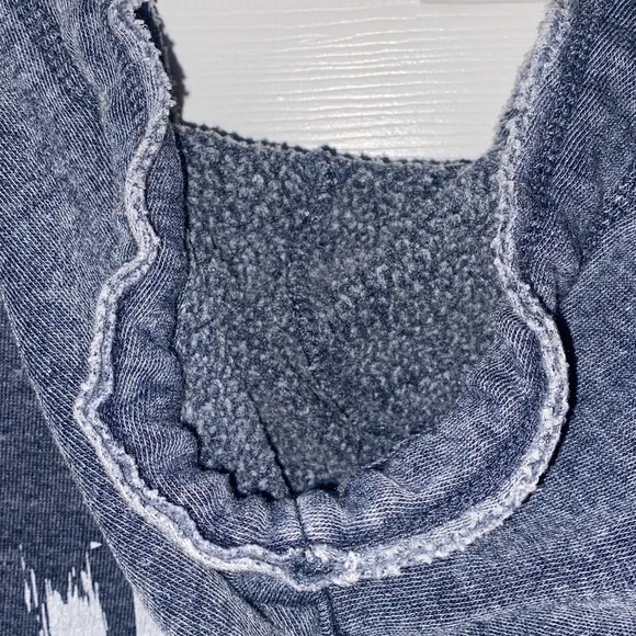 Wren and Glory vintage Havana hoodie, oversized XS. - Picture 7 of 7